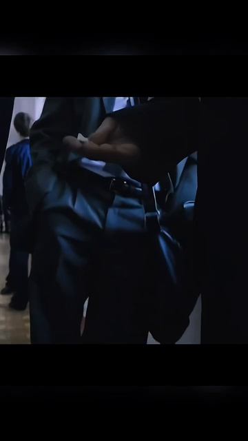 Школа, район, свои правила.Аза показывает, кто тут главный. #кино #районы #shorts #криминал