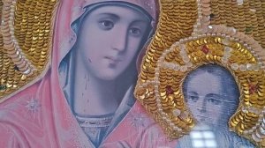 «Христос воскресе» и «Ангел вопияше».