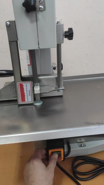 Работа пилы для мяса 170