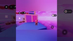 Задонатили в Roblox 100робуксов😱😱😱😱