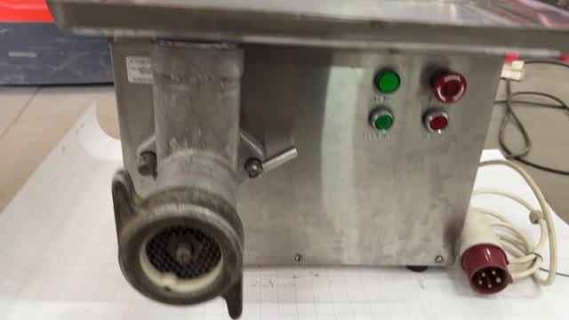 Мясорубка Марихолодмаш МП-300/380В (2 659)