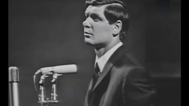 Эдуард Хиль Лунный камень