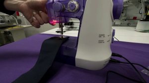 Бытовая мини швейная машина D717 (цв. фиолетовый)