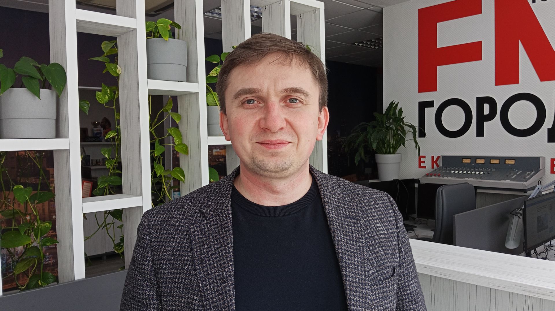 Игорь Русинов: «В наш комитет позвонили из одной школы и спросили: «Что делать, если у нас ...