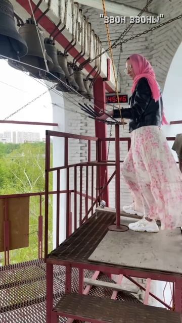 Ольга Сахарова, Пасхальный колокольный звон в храме Тихвинской иконы Божией Матери в Алексеевском