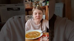 Мукбанг. Суп с чечевицей, грудинка