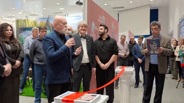 Николай Шумаков на открытии выставки «Красивые дома. Весна 2026»