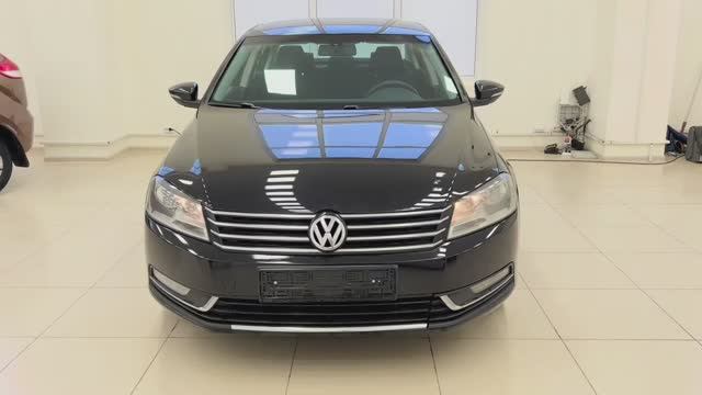 Автомобиль Volkswagen Passat в автосалоне Аврора в Симферополе (2843)