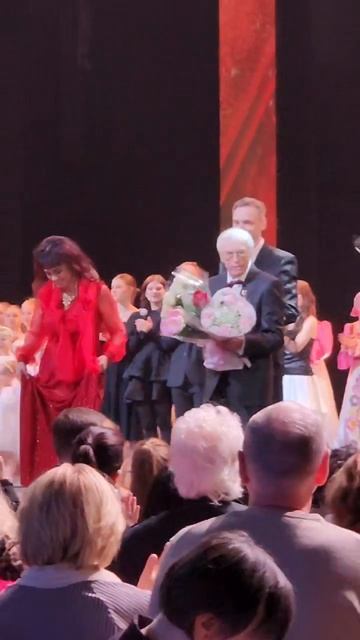 Поцелуй Легенды!