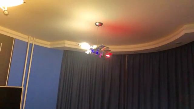 Нападение АНИМАТРОНИКОВ на Богдана в темной комнате! ФНАФ. Ночь кошмара!