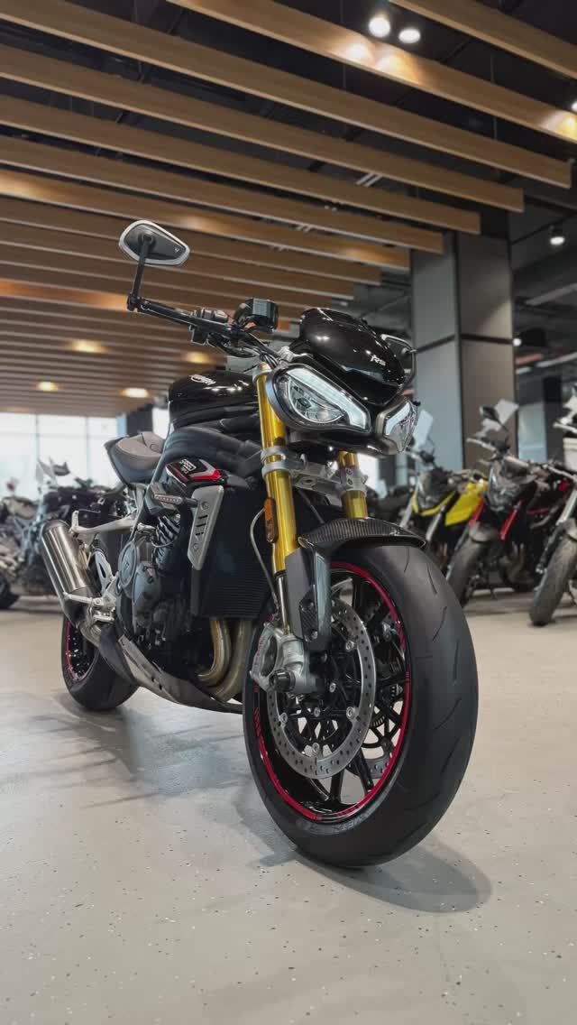 Triumph Speed Triple (2021) VIN: SMTS3P01SCNAF0652