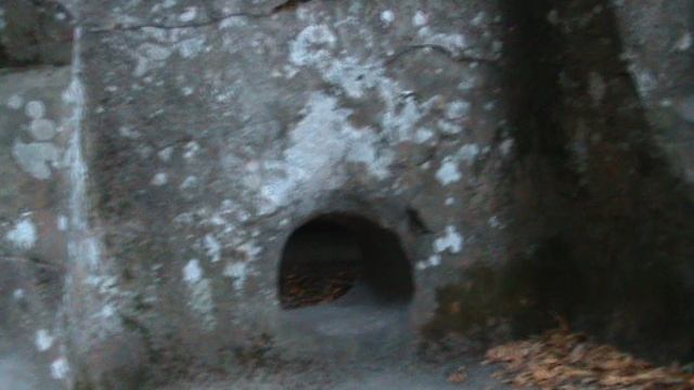 166)и МАМЕДОВОЕ УЩЕЛЬЕ