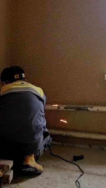 №22-68 Запускаем систему теплого пола и вырезаем вторую трубу. 25.04.2026г. День 108