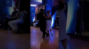 Где ж вы раньше были, мадам, исполнитель Сергей Александровский