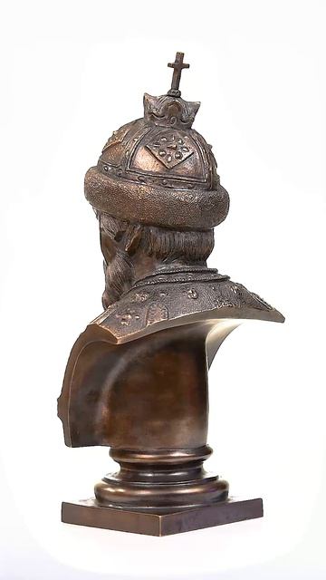 Бюст бронзовый 