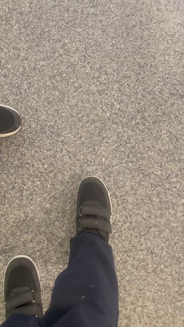 За каждого подписчика мне встают на ногу