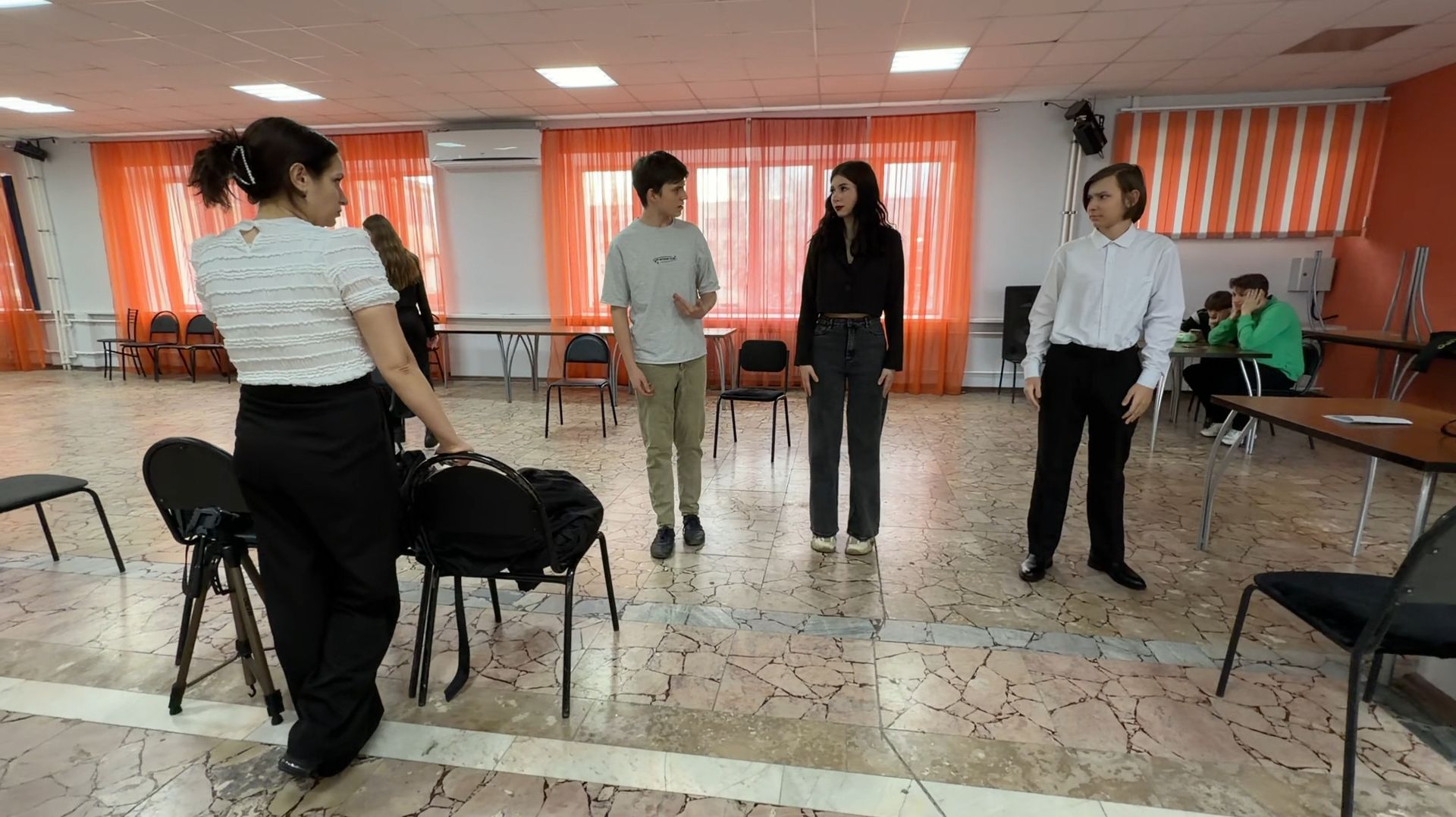 Театр, ты жизнь!