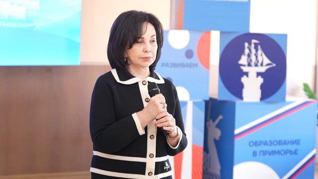 Педагог из Владивостока стала победителем краевого этапа «Учитель года – 2026»