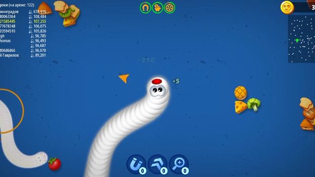 Червячная зона - это веселая игра и классная и это можно я победил червя и получил 1 место.