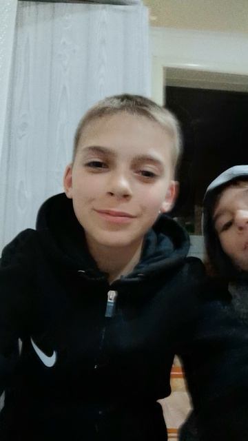 Артём и Кирилл у бабушки ❤️