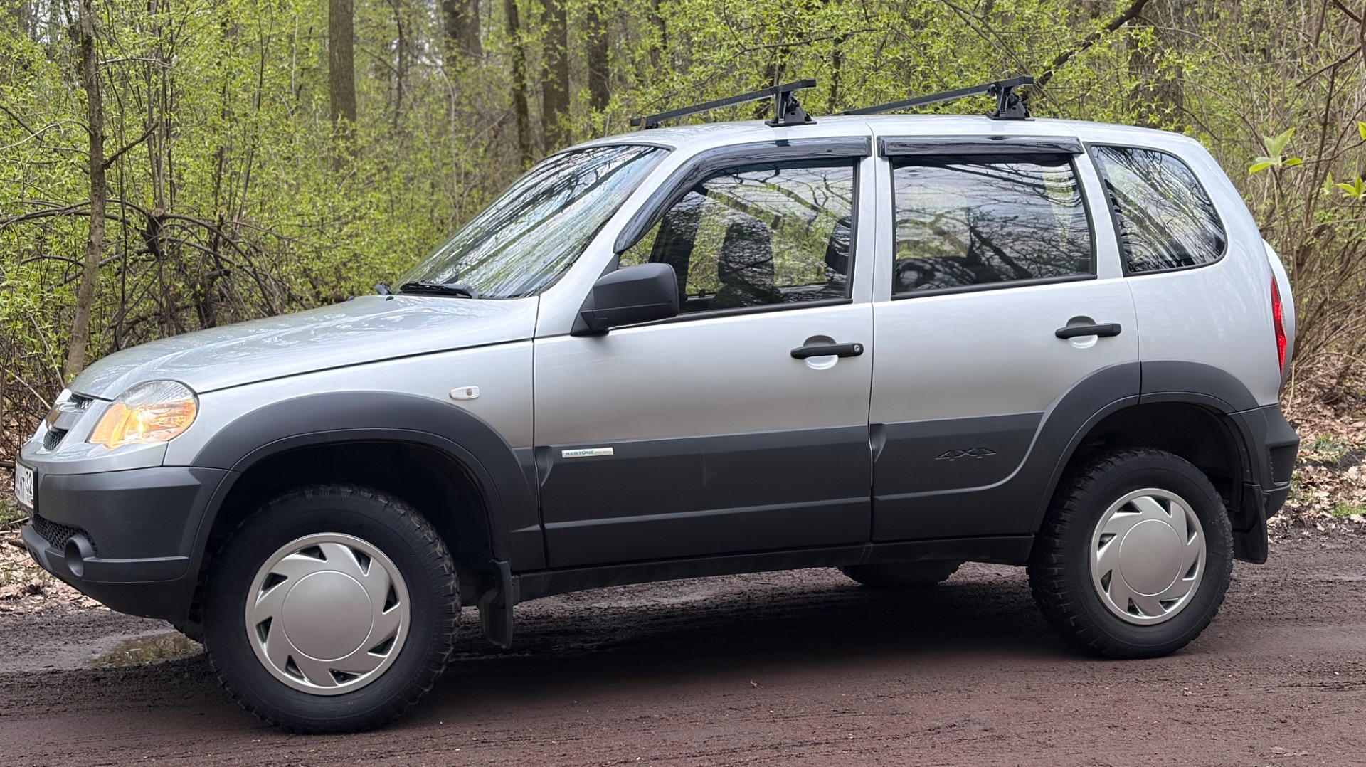 Продажа Шевроле нива 1 хозяин