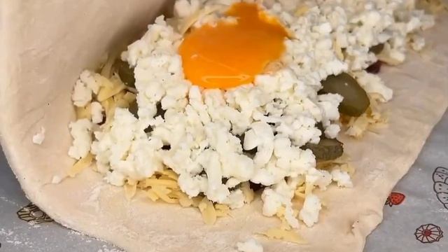 Ленивая закрытая пица Вкусная и простая пица Пирог 😋 Завтрак Простые рецепты Ленивые рецепты