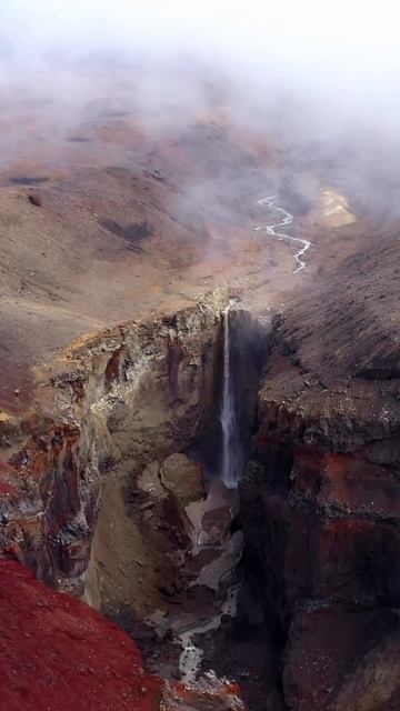 каньон Опасный и его водопад Камчатский край