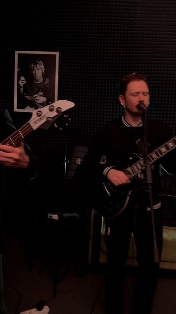 группа Мимолетом