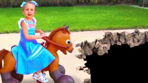 Хлоп—Хлоп Песня для детей и Забавные истории Майи и Маши+Детские сборники стишки