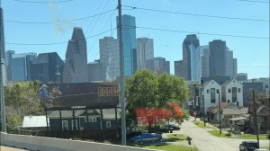 КАК ВЫЖИВАЕТ НЕМОЛОДОЙ БУРЯТ НА ЗАГНИВАЮЩЕМ ЗАПАДЕ. Наконец-то еду домой, в Калифорнию)