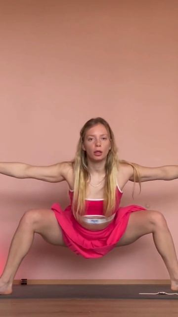 Gymnastics And Stretching At Home #stretching #yoga #short #shorts #hotyoga