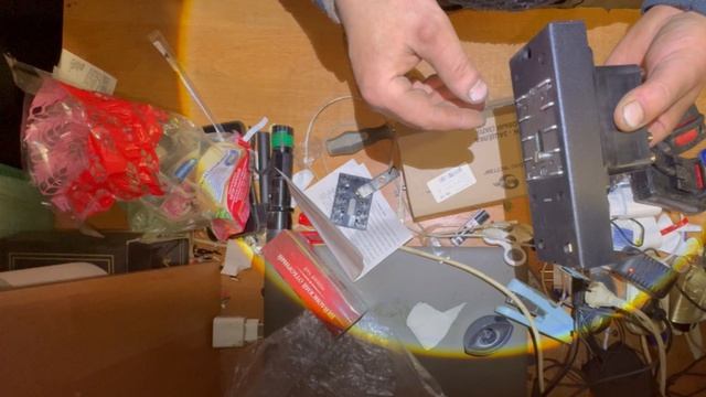 Как поменять пароль на замке