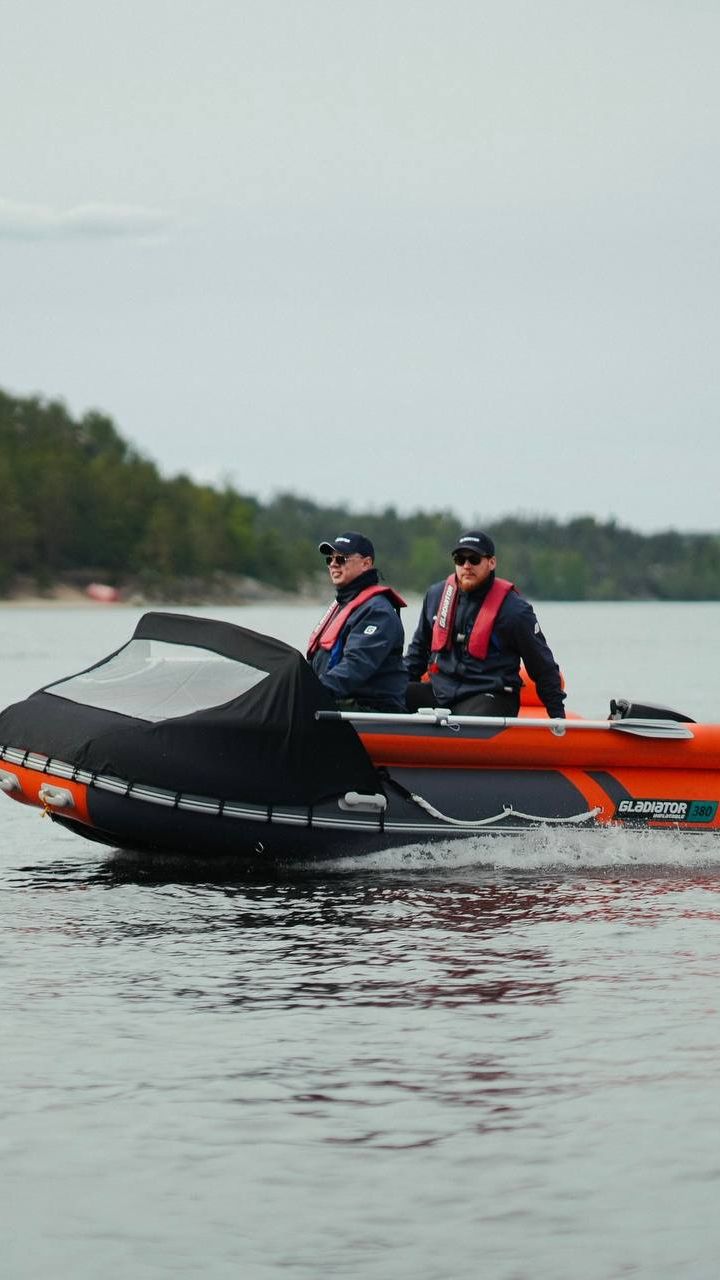 Подальше от города