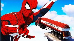 ЧЕЛОВЕК ПАУК НЕ ДАЕТ НИКОМУ ПРОЕХАТЬ В ПОЛОСЕ ПРЕПЯТСТВИЙ В ТИРДАУНЕ