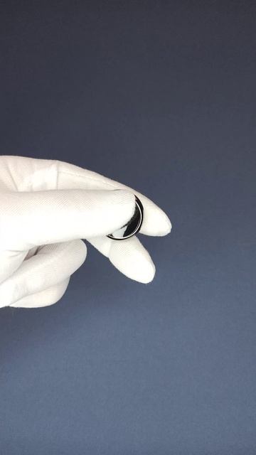 Пуговица лаковая черная (р-р №40), Артикул 04100