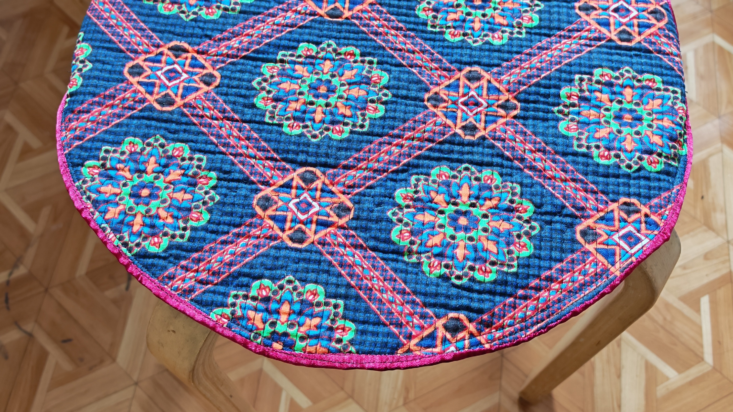 Круглая сидушка на табурет🪅