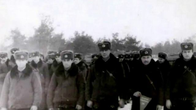 НАША  ЮНОСТЬ  В  САПОГАХ...