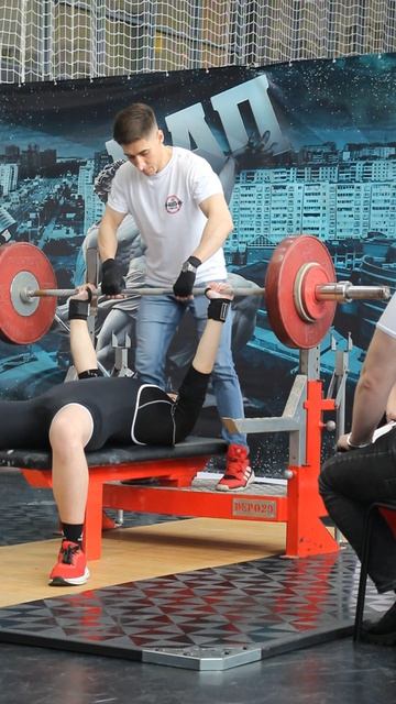 Пауэрлифтинг. Жим штанги лёжа