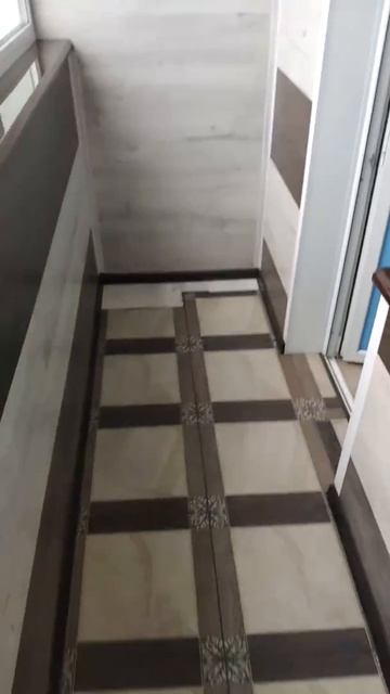 Обшивка балкона ламинатом