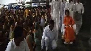 Божественный даршан Свами для севадалов (Пурначандра Холл, 15 марта 2011 г.)* ❤️🕉