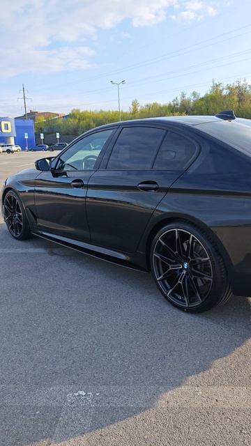 BMW 5 серия G30, 2018 (декабрь), xDrive (полный привод), M-пакет.mp4