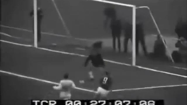 Эдуард_Стрельцов_Голы_пасы_и_дриблинг_1777014265207.mkv