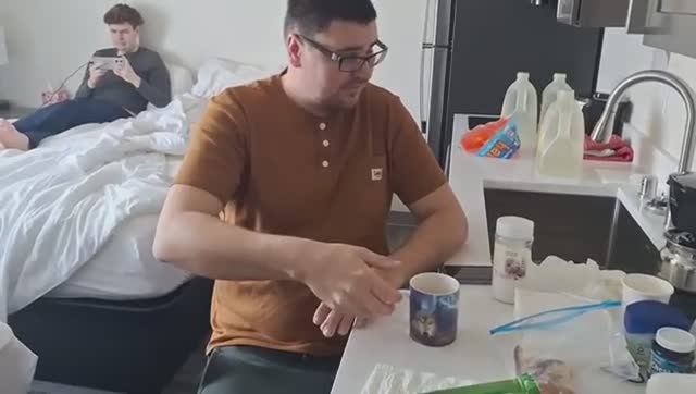 Счастливые на Аляске - Семья из Аляски едет в тёплую страну.