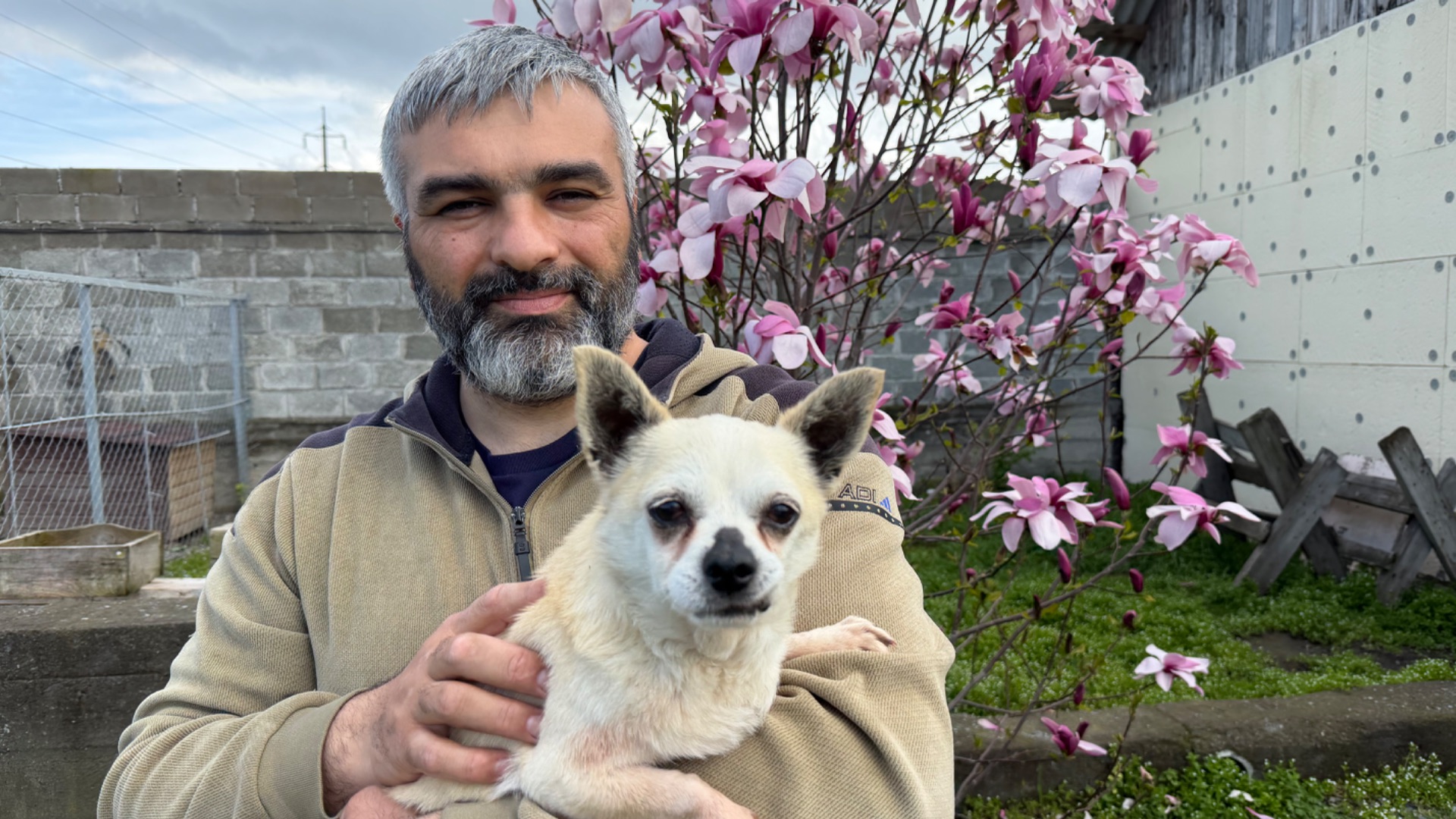 Невероятная реакция собаки на своего спасителя