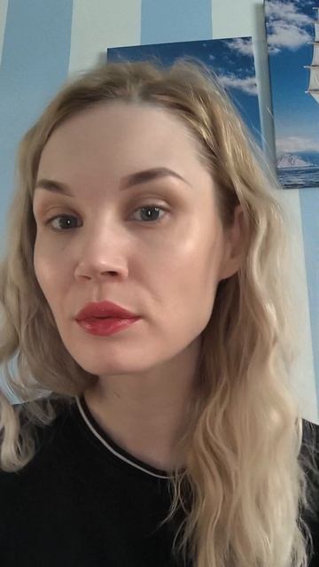 По-настоящему летний макияж с охлаждающими стиками: бронзером и хайлайтером от Фаберлик 