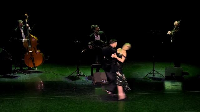 QUEJAS DE BANDONEON, Solo tango orquesta, Anna Gudyno & Kirill Parshakov