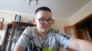Слушаем музыку на телефоне :)