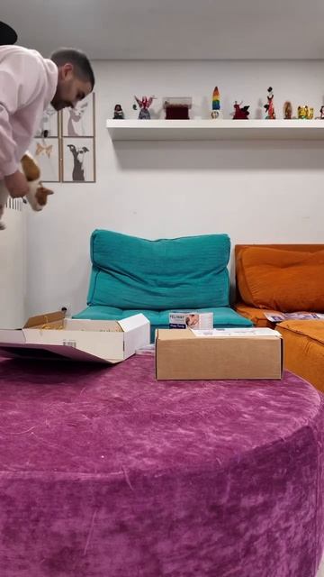 Немножко весёлая собака.