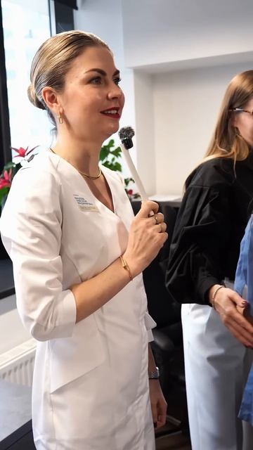 Смотрите больше видео на нашем канале #стоматологмосква #стоматолог #лечениезубов #коллектив