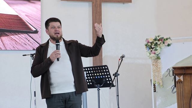 Семья и церковь. Антон Логовщенко